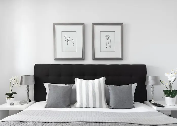 Take Five Apartment *